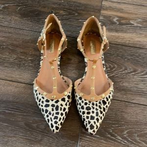 Size 12 Faux Giraffe Flats